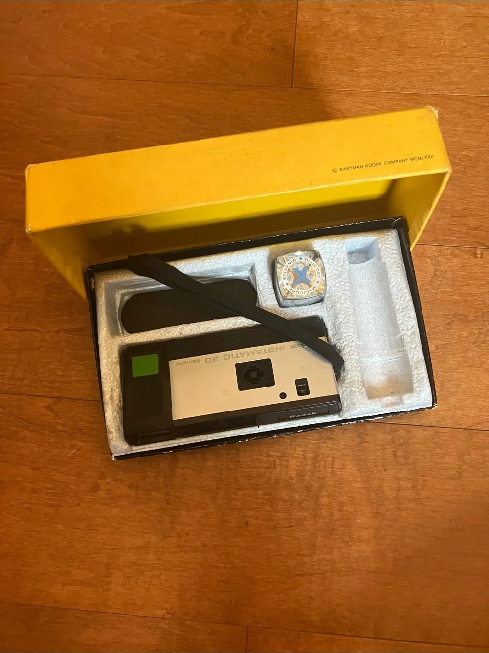 Vintage Kodak Instamatic 30 Camera in original box